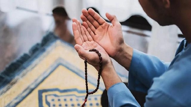 লোক দেখানো ইবাদত মহান আল্লাহ পছন্দ করেন না