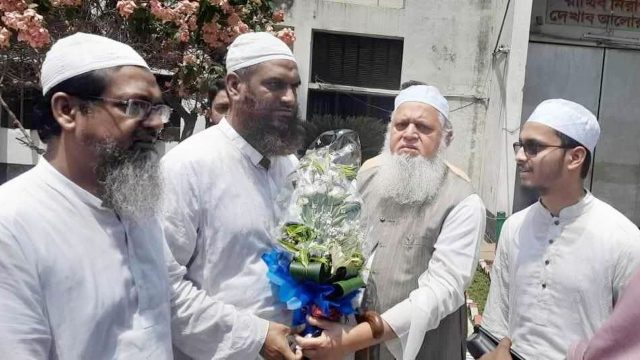 কারামুক্ত হলেন হেফাজত নেতা মাওলানা মামুনুল হক